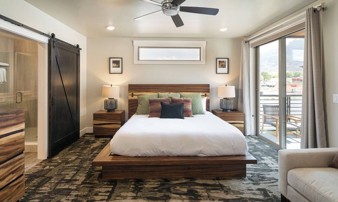Moab South Valley Condo | F5&F8: SageCreek *Combined 2 UnitRental!*