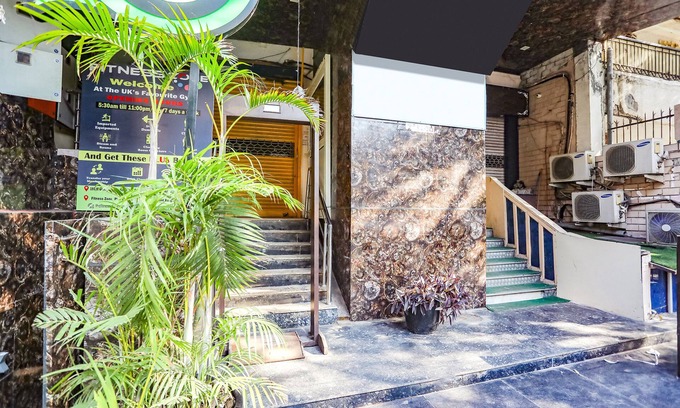 Greater Kailash Hotel | Fabexpress The Arrow