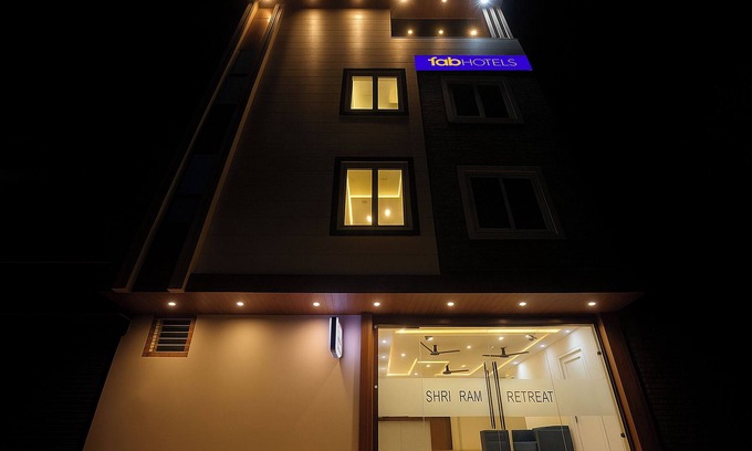 Vrindavan Hotel | Fabhotel Shri Ram Retreat