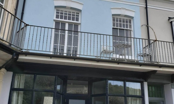 Mortehoe House | Fabulous large seaside holiday home in North Devon's best village!