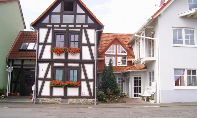 Geiß-Nidda Apartment | Fachwerkhaus in D 63667 Nidda für 8 bis 12 Personen
