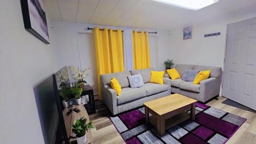 Fairbanks Apartment | Fairbanks Rafiki Unit 2