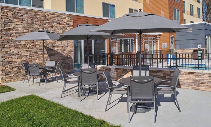 Jeffersonville - Clarksville Hotel | Fairfield Inn & Suites by Marriott Louisville Jeffersonville