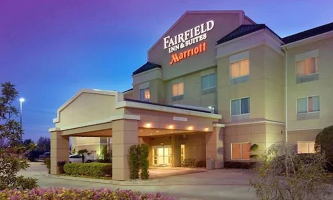 Marshall Hotel | Fairfield Inn & Suites by Marriott Marshall