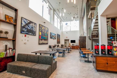 Gowanus Hotel | Fairfield Inn & Suites By Marriott New York Brooklyn