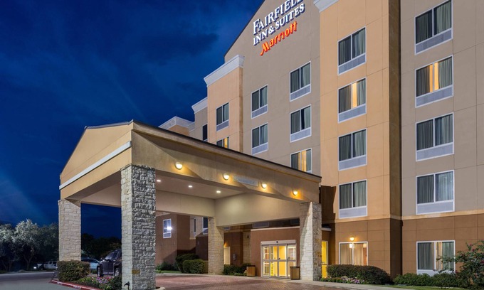 Schertz Hotel | Fairfield Inn & Suites by Marriott San Antonio NE/Schertz