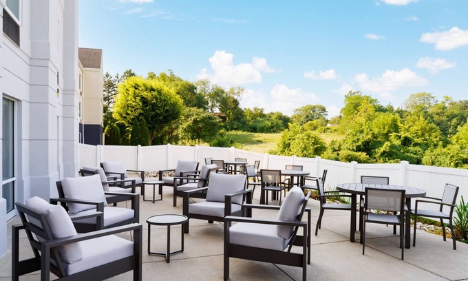 Harrisburg Hotel | Fairfield Inn & Suites Harrisburg Hershey