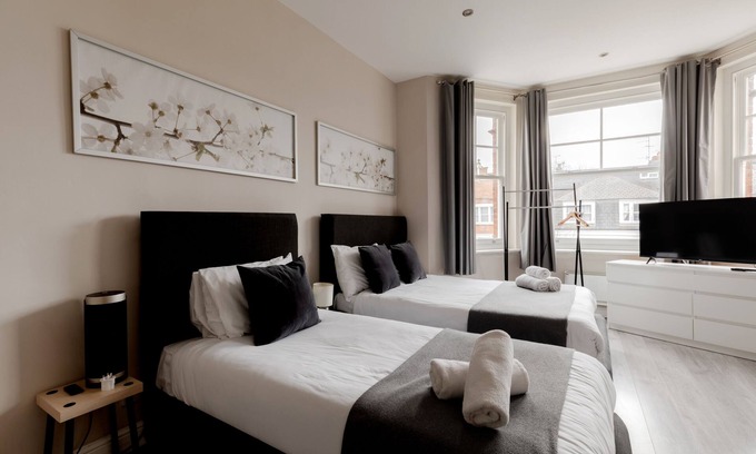 South Hampstead Hotel | Fairhazel Gardens Studios