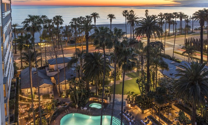 Wilshire Montana Hotel | Fairmont Miramar Bungalows
