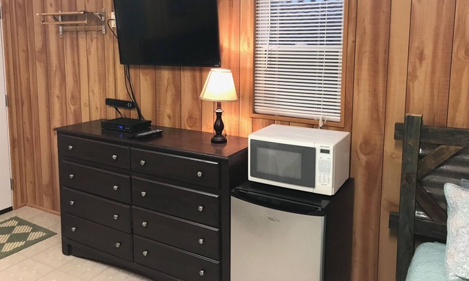 Zapata Cabin | Falcon 2 Cabin - FENCED & GATED to protect your boats & vehicles!