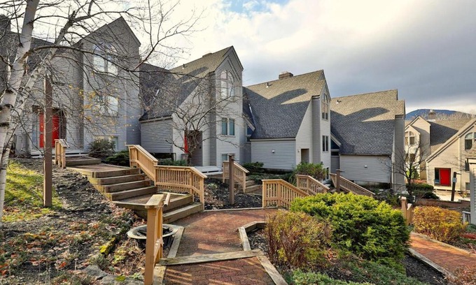 Central Vermont- Killington House | Fall Line Condos by Killington VR - Studios