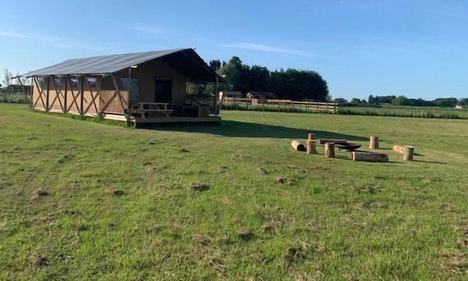 Foxley Cabin | Fallow is a great place to get away whether your a group of family or friends