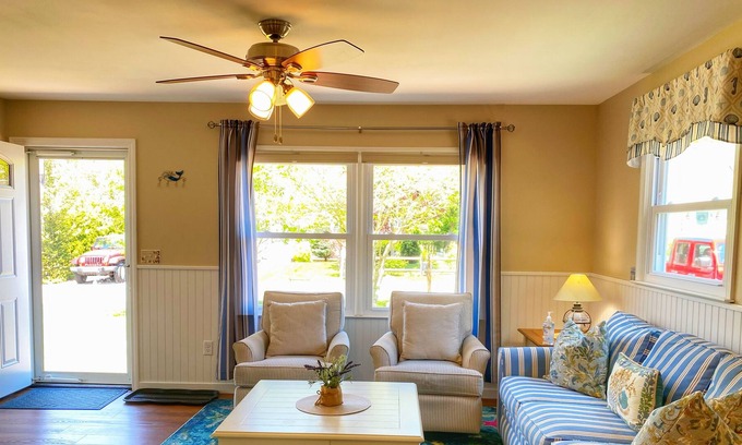 Teaticket House | Falmouth Beach House, 10 minute walk to the water