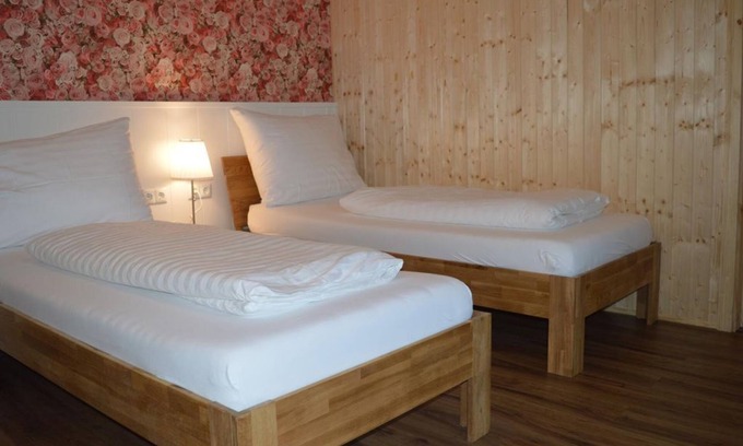 Seeboden Bed & Breakfast | Familienzimmer mit Balkon 2-4 Pers. - B & B Gmeineck