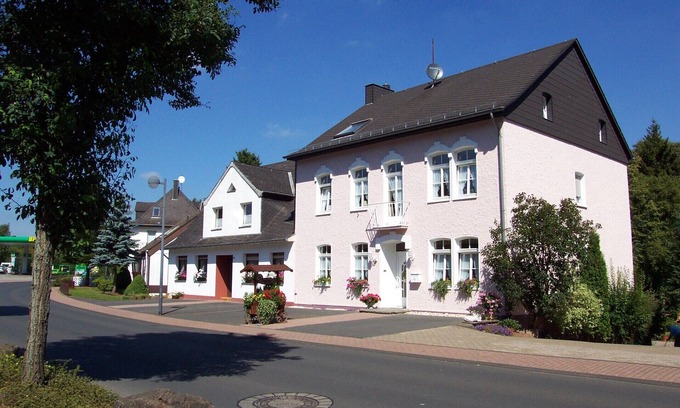 Stadtkyll Apartment | Families, groups, cycling, biking, hiking, vacation with dog, short vacation, Kyllradweg,