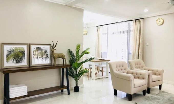 Bayan Lepas House | Family 4BR Landed House @ SPICE ARENA