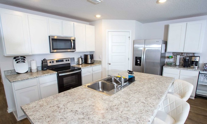 Northwest Pensacola House | #Family Approved Modern 4BR Gem in Pensacola!