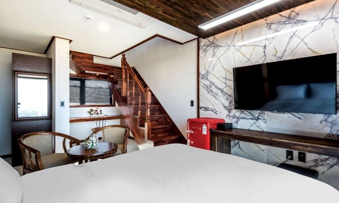 Jocheon Apartment | Family #B-Block The Jun(Jeju)