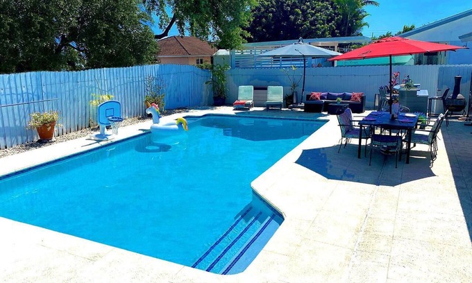 Homestead House | Family Favorite-Heated Pool/2 Kings/Everglades