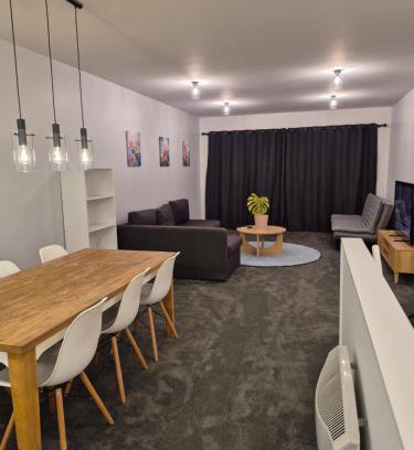 Wellington Apartment | Family friendly 2 bed apartment with carpark