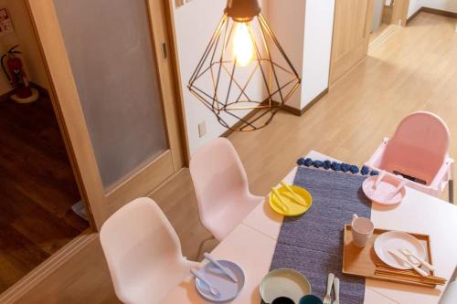 Shinsekai House | Family-Friendly 200 sqm House Tsutenkaku Tower 22ppl