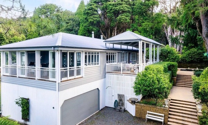 Springbrook House | Family-friendly and pet-friendly home surrounded by Springbrook National Park.