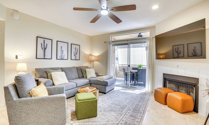 North Mountain Condo | Family-Friendly Condo w/Pool Access in Phoenix!