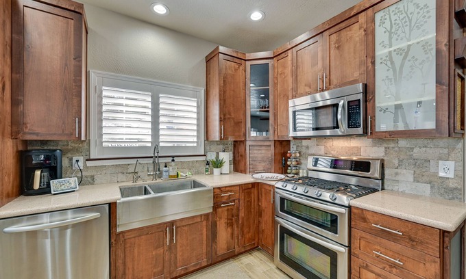 Ponderosa Trails House | Family-Friendly Flagstaff Home w/Hot Tub & Games