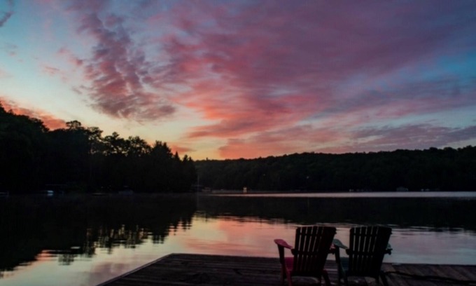 Seguin Cottage | Family Friendly Getaway in Sucker Bay on Lake Rosseau! Sleeps 8!