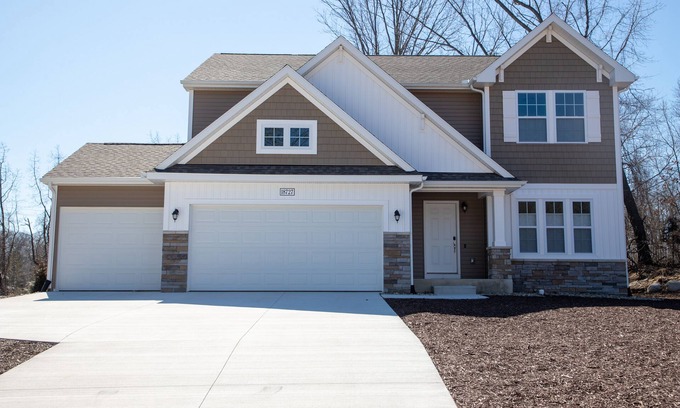 New Buffalo House | Family Friendly Home - 5 mins drive to New Buffalo Beach!