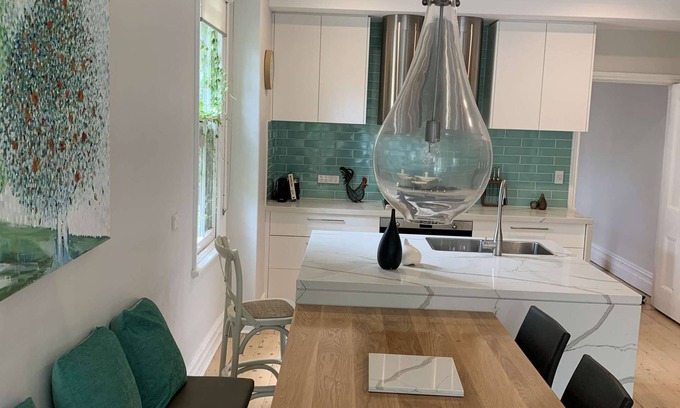 Bondi House | Family-Friendly Home in Unbeatable Location with Garden and Free Wifi