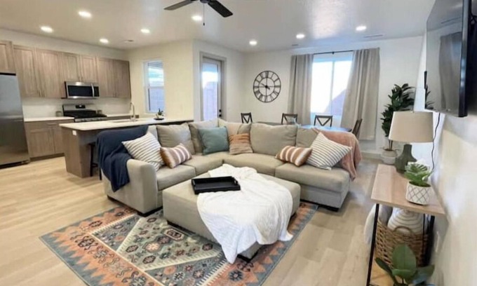 Santa Clara House | Family Friendly New Townhome!