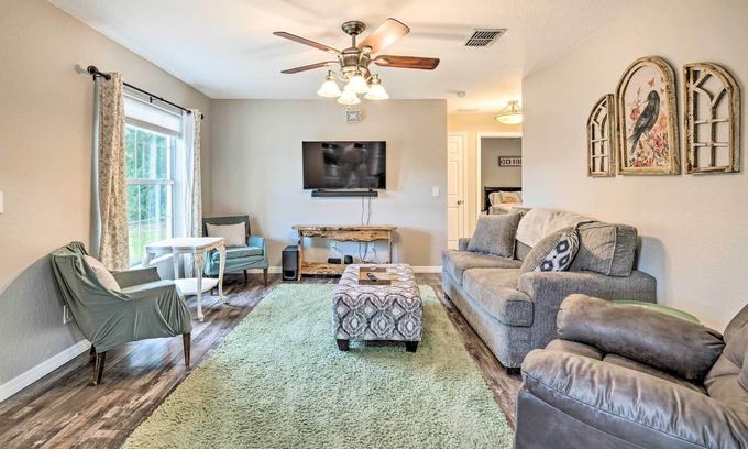 Summerfield House | Family-Friendly Retreat Near Golf & Lake Weir