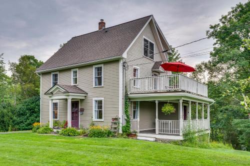 Barre House | Family-Friendly Retreat in Barre 2 Spacious Decks