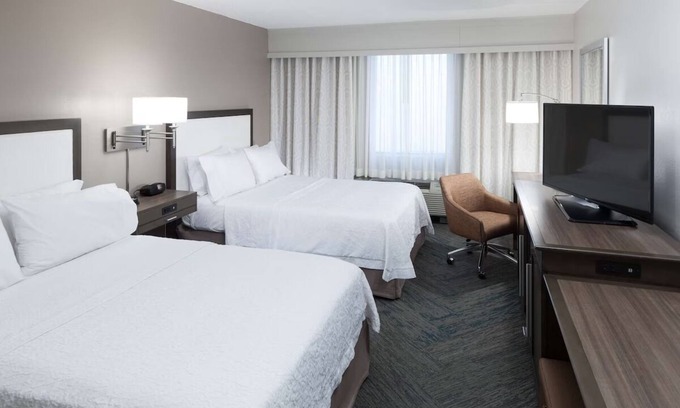 Downtown Fort Lauderdale Hotel | Family-friendly Stay | Free Breakfast + Outdoor Pool | Pets are Welcome