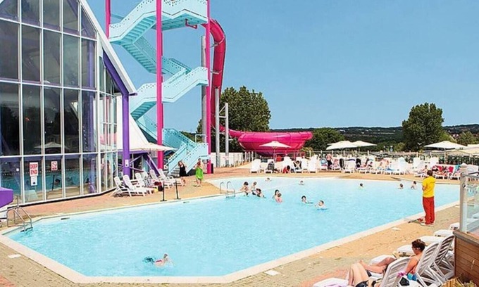 St Leonards-On-Sea House | Family Holiday Home 5 minutes walk to main entertainment venue