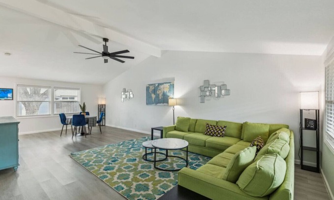 Richardson House | Family Home Near SMU