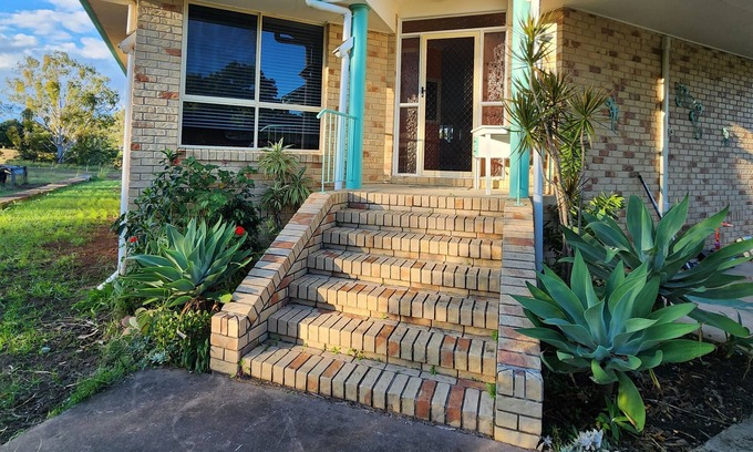 Lowood Other | Family Home on Acreage Along the Brisbane River. hosts up to 6 Adults + 1 Child