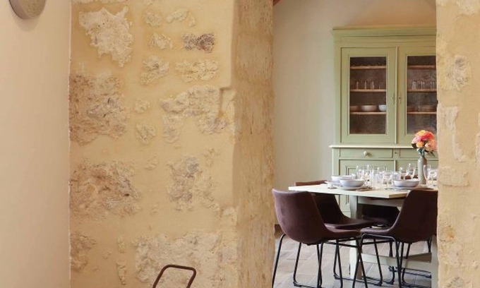 La Mesniere Cottage | Family house with foosball and large terrace