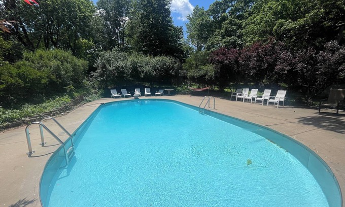 Springfield House | Family Retreat with HUGE in ground pool!