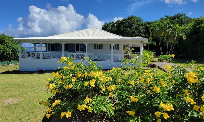 Jessups Village Villa | Family sized home in quiet neighbourhood close to beach. Comfort & convenience.