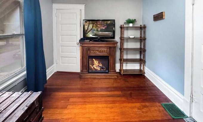 Mason City House | Family sized charmer