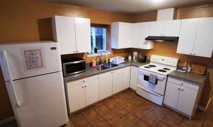 Newton Bed & Breakfast | Family Suite