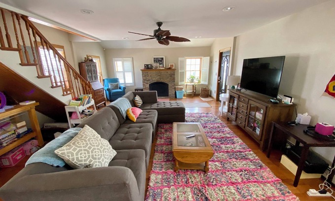 Highlands House | Family Surf House minutes to the beach, the bay and downtown shops & Restaurants