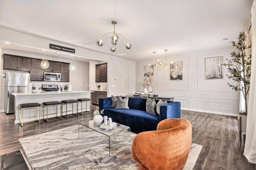 Church Street House | Family Vacation Destination-2 Car Garage-Sleeps 7