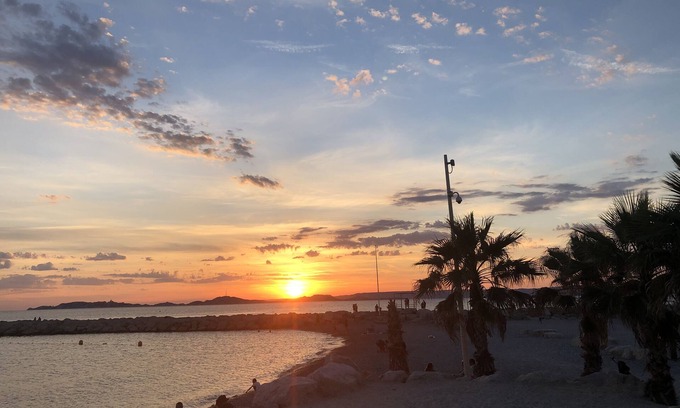 Bonneveine House | Family villa near the beaches