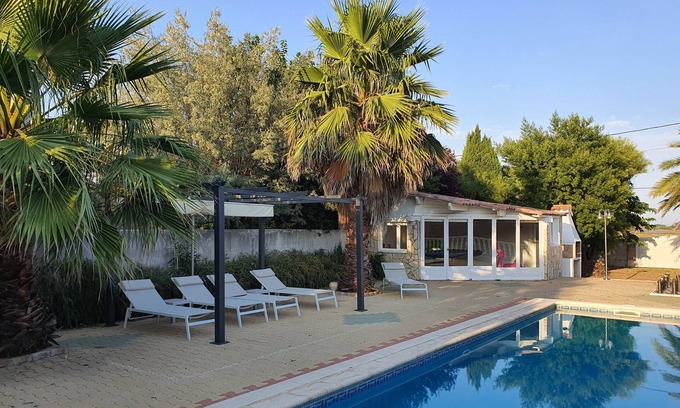 Marseillan Villa | Family Villa set in a mediterranean garden overlooking the Thau Lagoon