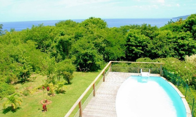 Malendure Villa | Family villa with swimming pool, green setting
