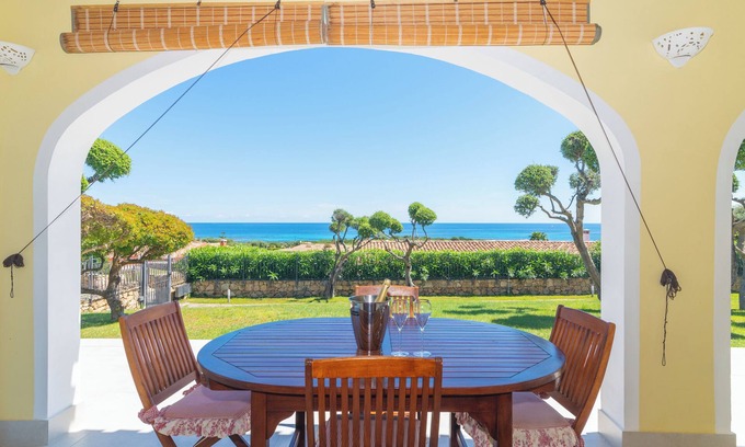 Luddui House | Fantastic holiday apartment with sea view - Villa Nina