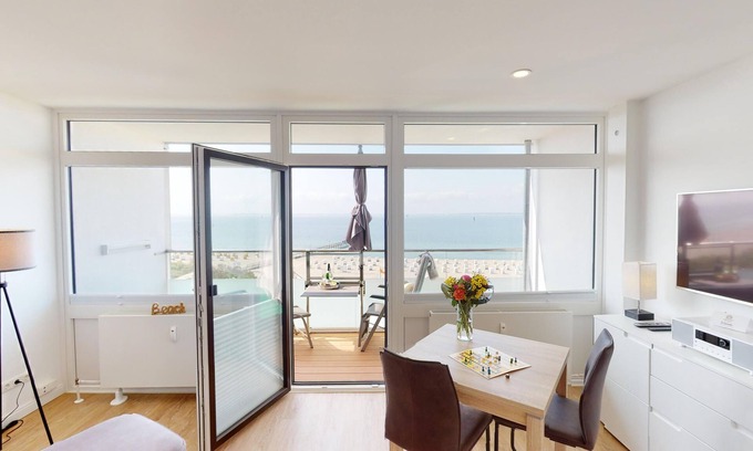 Pelzerhaken Apartment | Fantastic, modern sea view apartment for 2 people with balcony, sauna and pool